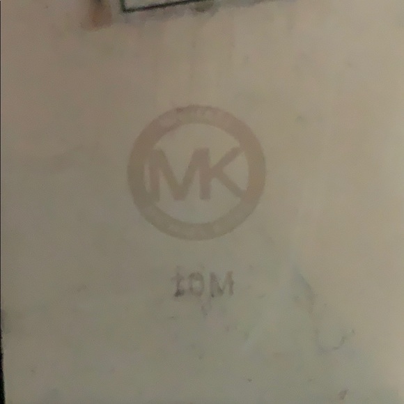 Micheal Kors boots - Picture 3 of 3